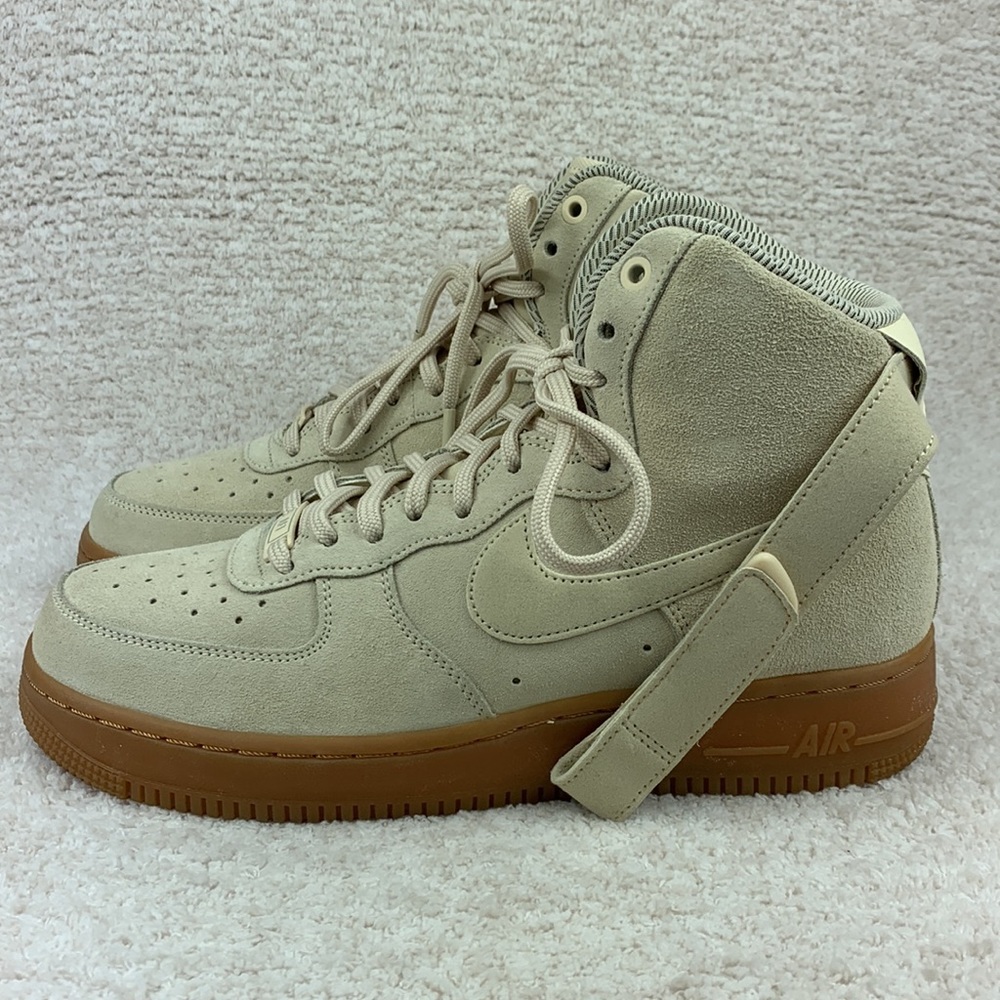 Nike Air Force 1 Hi Special Edition Suede Women's - Picture 3 of 7